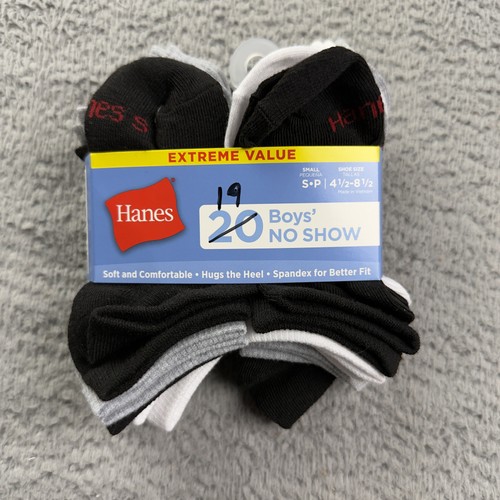 Hanes boys show socks - no, small