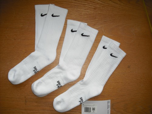 Boys girls nwt nike crew - nwt,